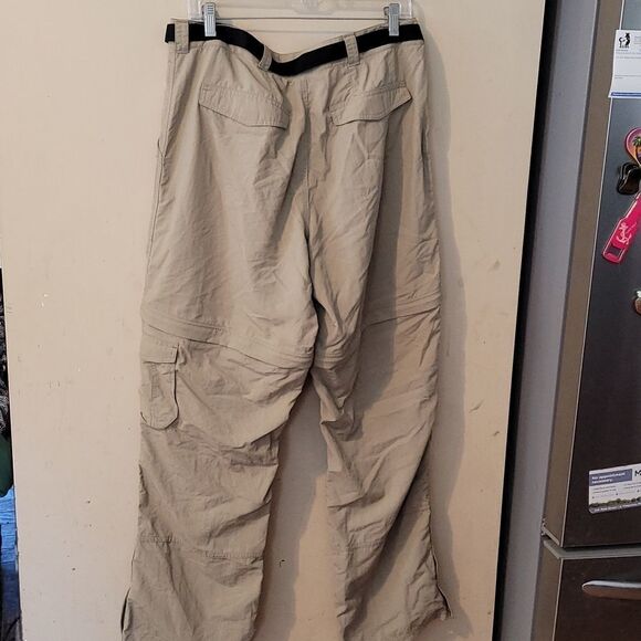 EMS CONVERTABLE CARGO HIKING PANTS NEW CONDITION - Picture 7 of 8